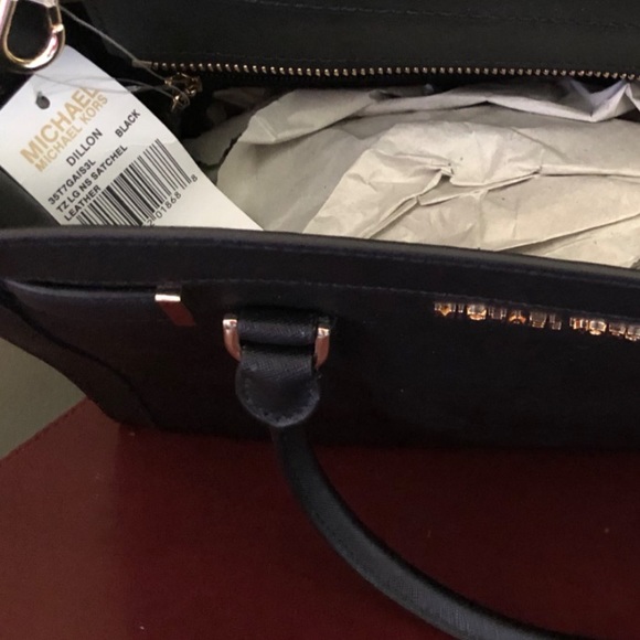 Michael Kors black wallet and purse!!! - Picture 6 of 7